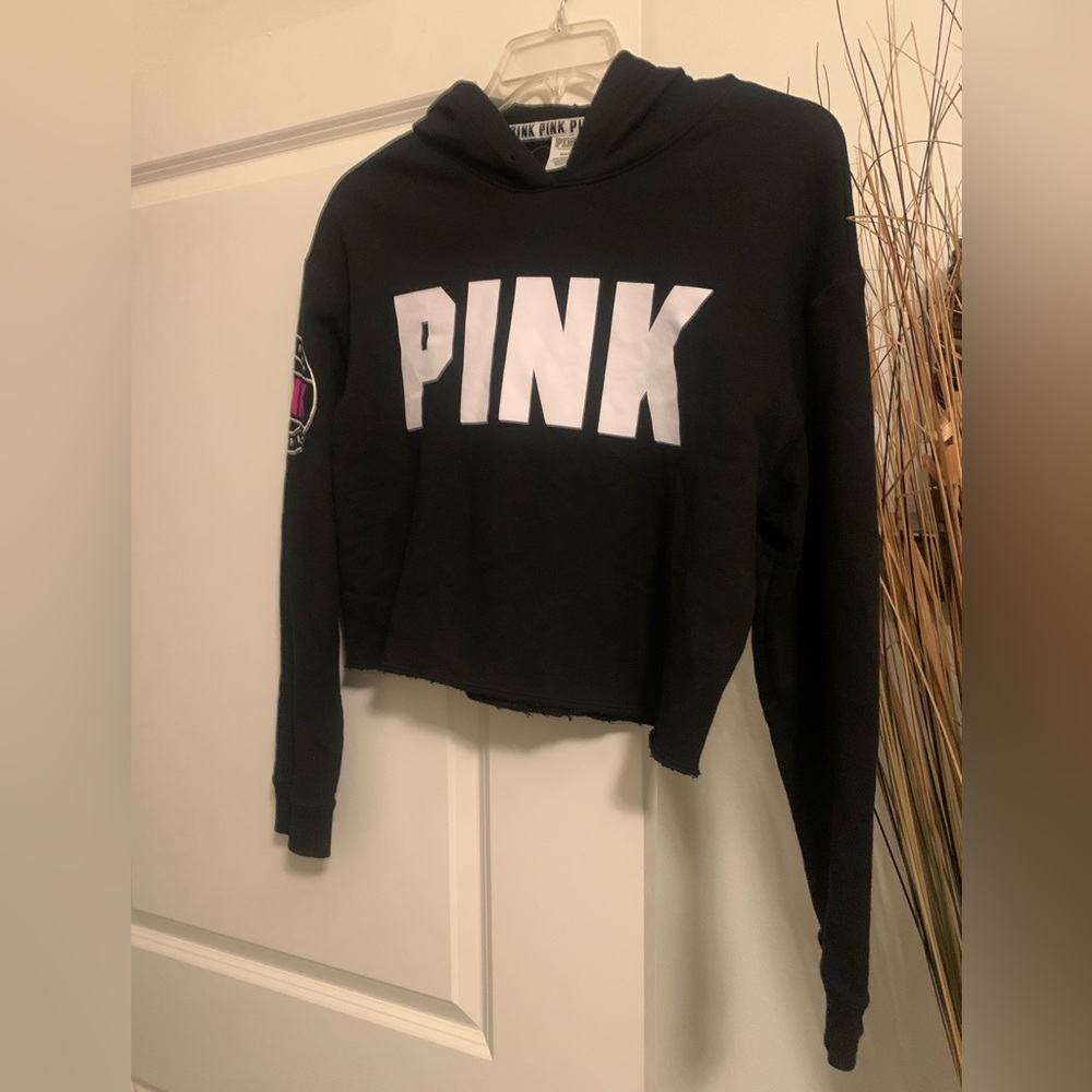 Black long sleeve Pink Victoria Secret crop top hoodie